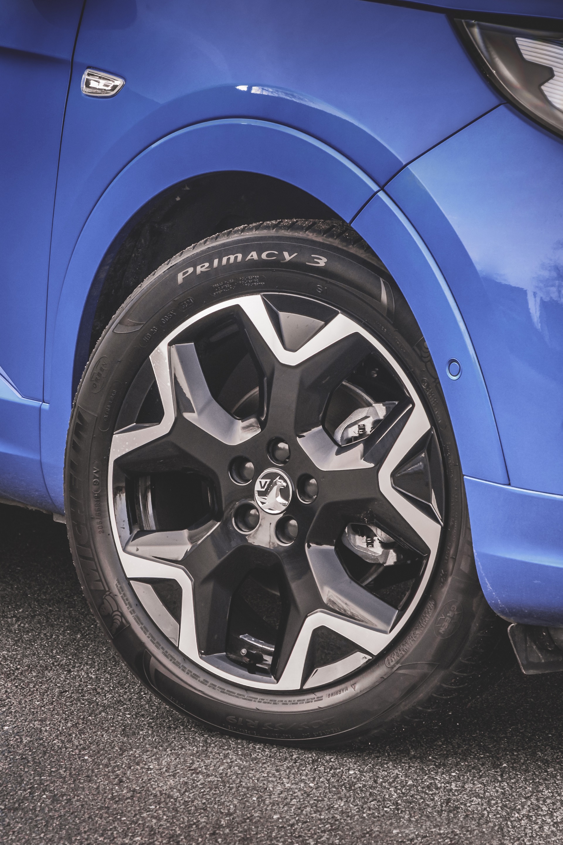 Download 2022 Vauxhall Grandland Ultimate - Wheel HD Phone Wallpaper 1921x2881 #75