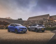 2022 Vauxhall Grandland Ultimate and Vauxhall Grandland GS Line Wallpaper 190x150
