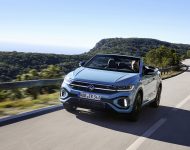 2022 Volkswagen T-Roc Cabriolet - Front Wallpaper 190x150