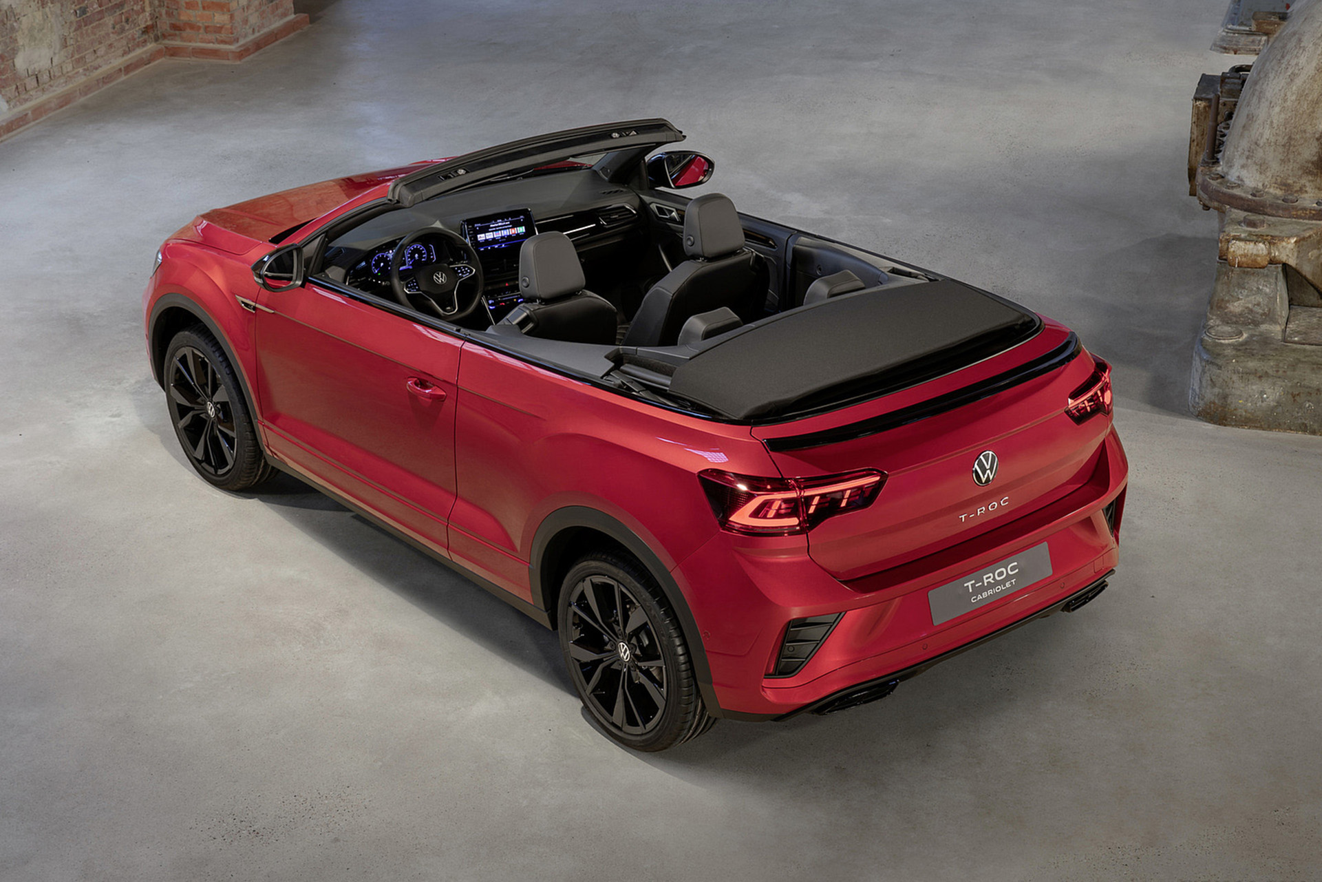 Download 2022 Volkswagen T-Roc Cabriolet - Rear Three-Quarter HD Wallpaper 1921x1281 #40