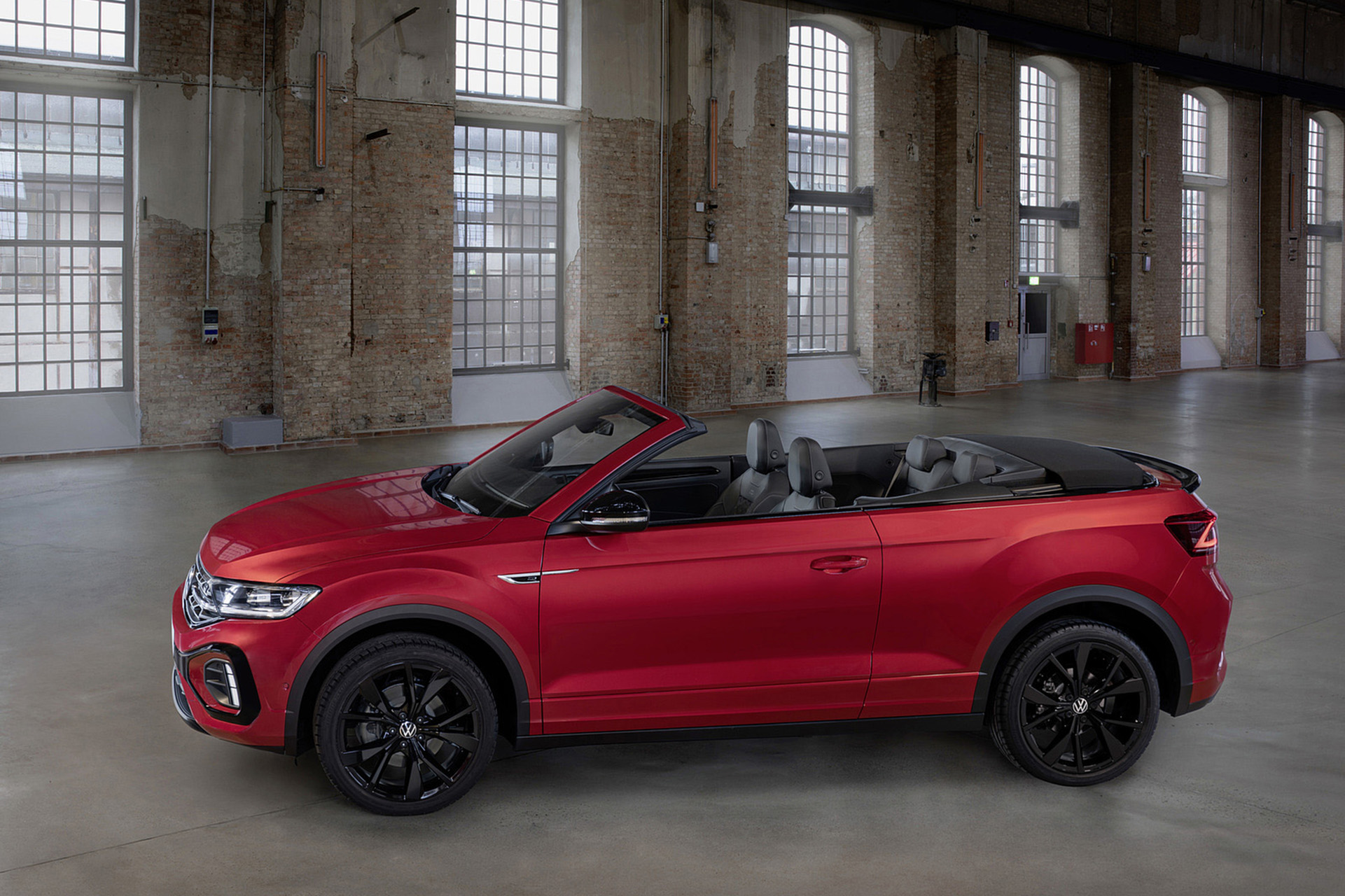Download 2022 Volkswagen T-Roc Cabriolet - Side HD Wallpaper 1921x1280 #39