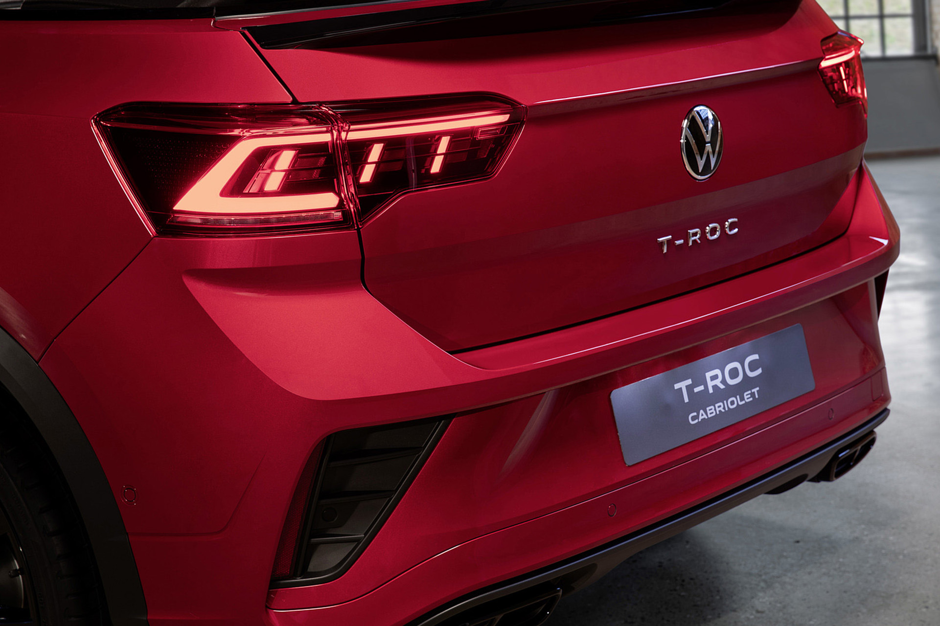 Download 2022 Volkswagen T-Roc Cabriolet - Tail Light HD Wallpaper 1921x1280 #44