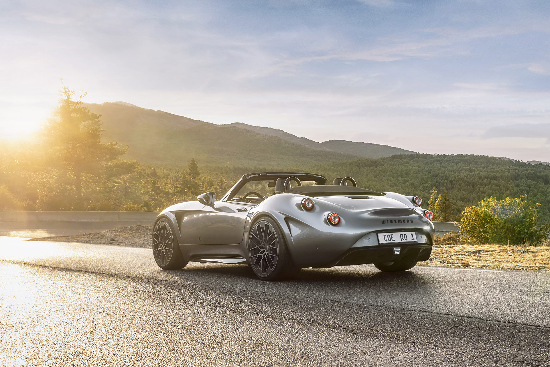 Download 2022 Wiesmann Project Thunderball - Rear Three-Quarter HD Wallpaper 1921x1281 #12