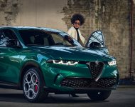 2023 Alfa Romeo Tonale Edizione Speciale - Front Wallpaper 190x150