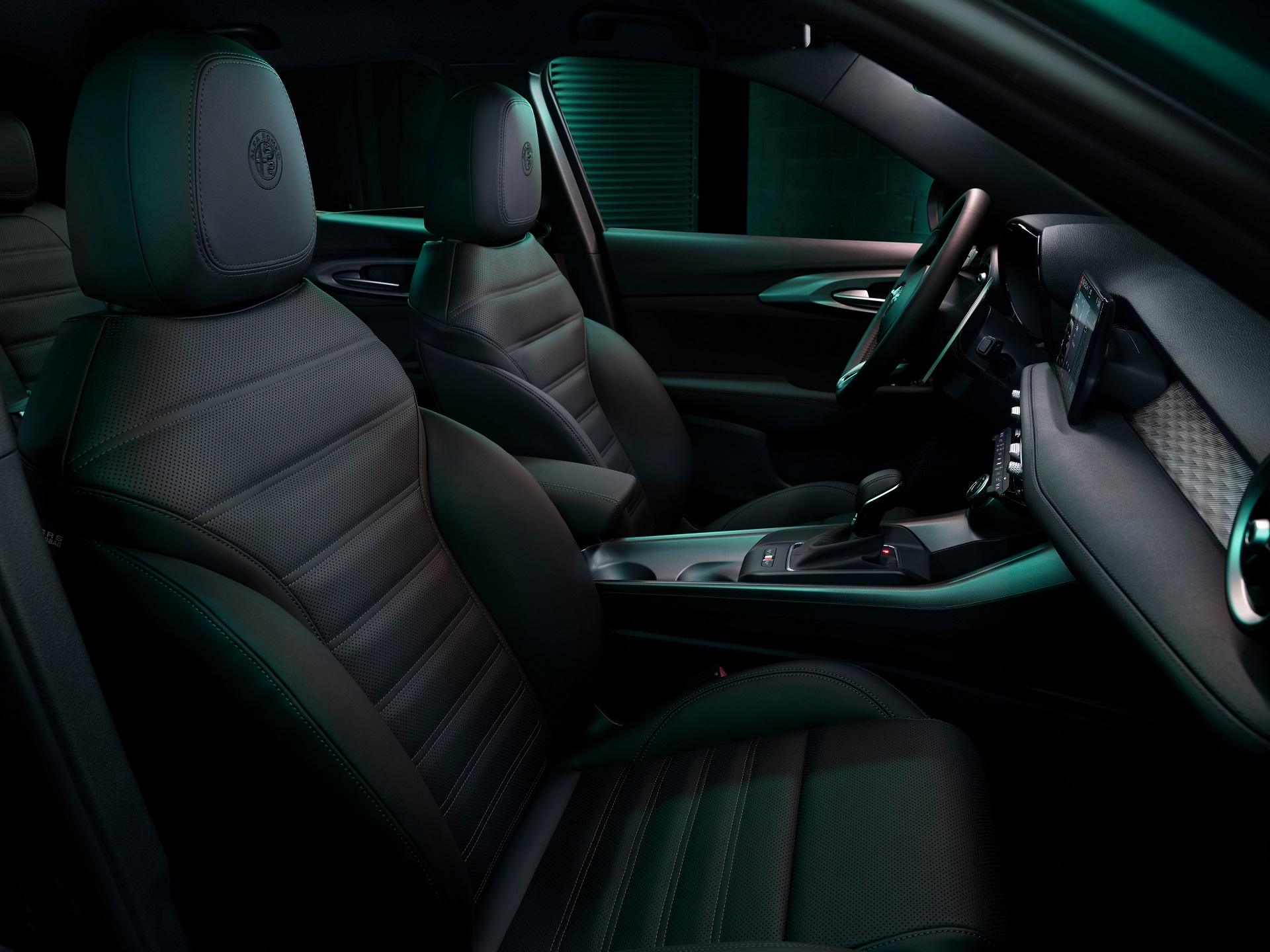 Download 2023 Alfa Romeo Tonale Edizione Speciale - Interior HD Wallpaper 1920x1440 #8