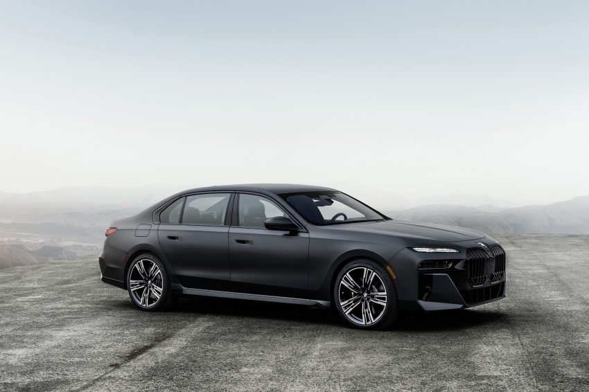 2023 BMW 760i xDrive - Front Three-Quarter HD Wallpapers 850x566 #14 2023 BMW 760i xDrive - Front Three-Quarter Wallpaper 850x566 #14