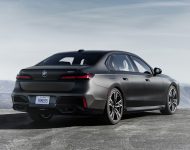 2023 BMW 760i xDrive - Rear Three-Quarter Wallpaper 190x150