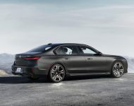 2023 BMW 760i xDrive - Rear Three-Quarter Wallpaper 190x150