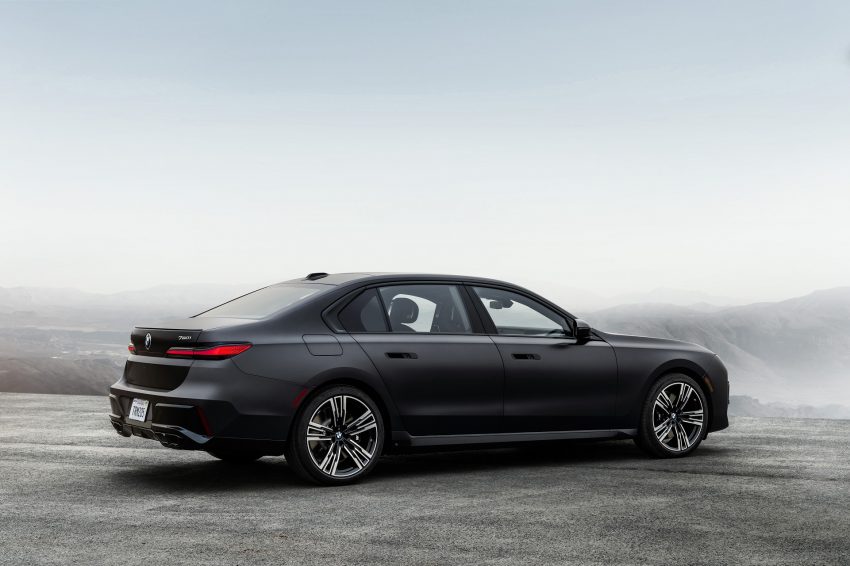 2023 BMW 760i xDrive - Rear Three-Quarter HD Wallpapers 850x566 #19 2023 BMW 760i xDrive - Rear Three-Quarter Wallpaper 850x566 #19