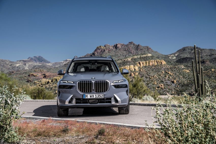 2023 BMW X7 - Front Wallpaper 850x567 #27