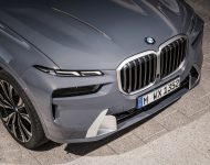 2023 BMW X7 - Grille Wallpaper 190x150