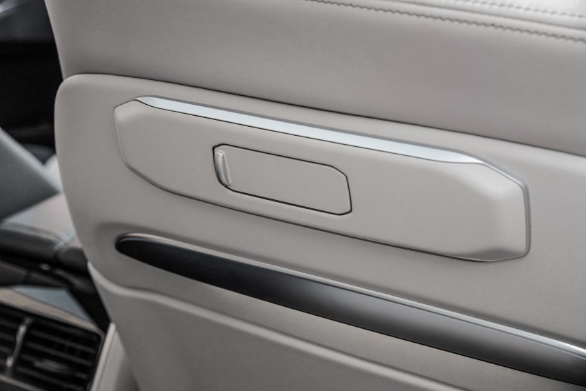 2023 BMW X7 - Interior, Detail Wallpaper 850x567 #60