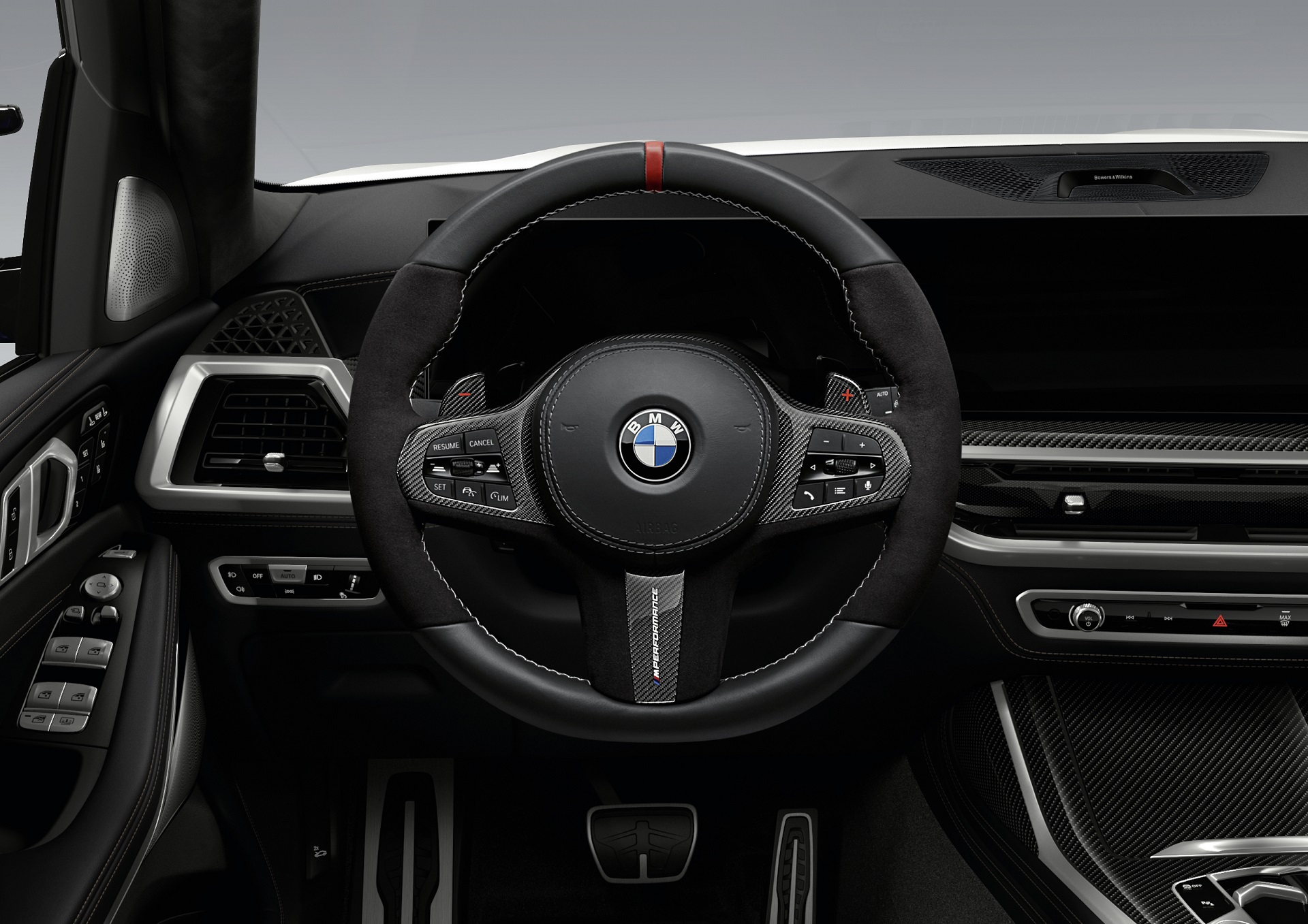 Download 2023 BMW X7 M Performance Parts - Interior, Detail HD Wallpaper 1920x1357 #63