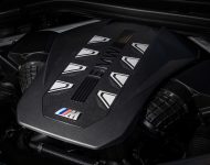 2023 BMW X7 M60i xDrive - Engine Wallpaper 190x150