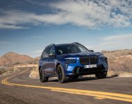 2023 BMW X7 M60i xDrive - Front Three-Quarter Wallpaper 190x150