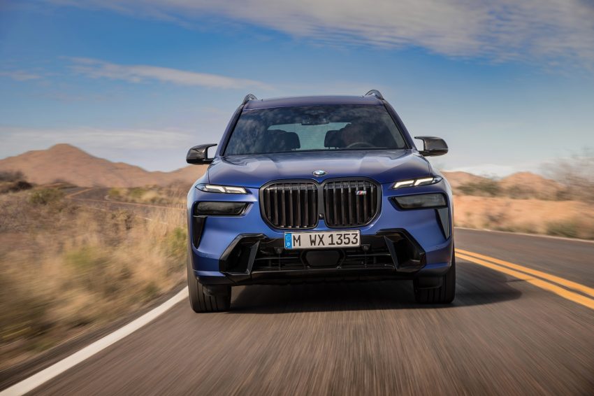 2023 BMW X7 M60i xDrive - Front Wallpaper 850x566 #2
