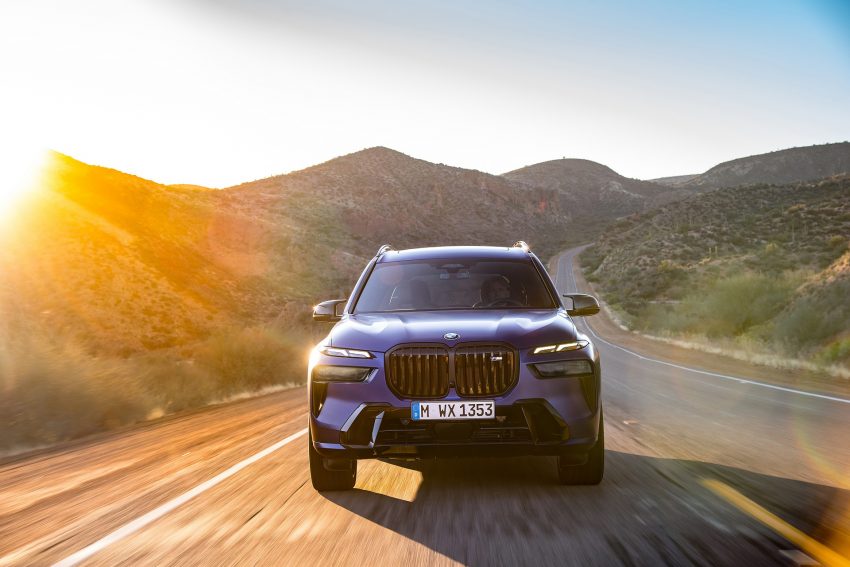 2023 BMW X7 M60i xDrive - Front Wallpaper 850x567 #8