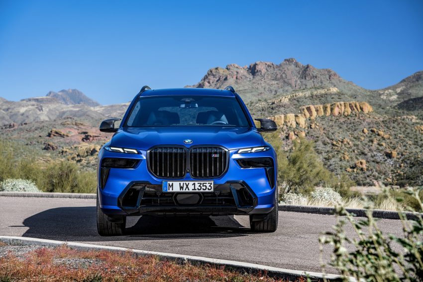 2023 BMW X7 M60i xDrive - Front Wallpaper 850x567 #38
