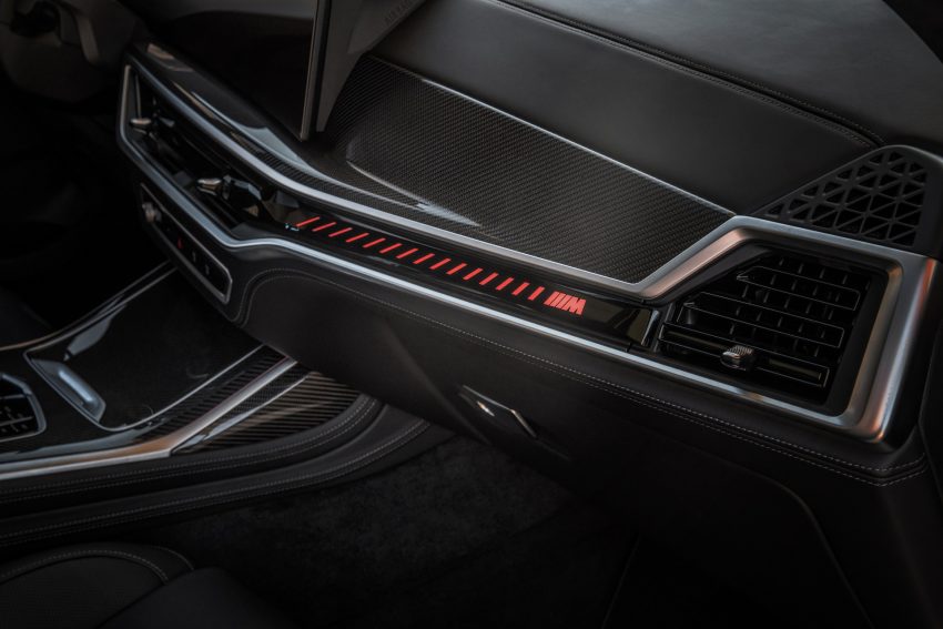 2023 BMW X7 M60i xDrive - Interior, Detail Wallpaper 850x567 #53