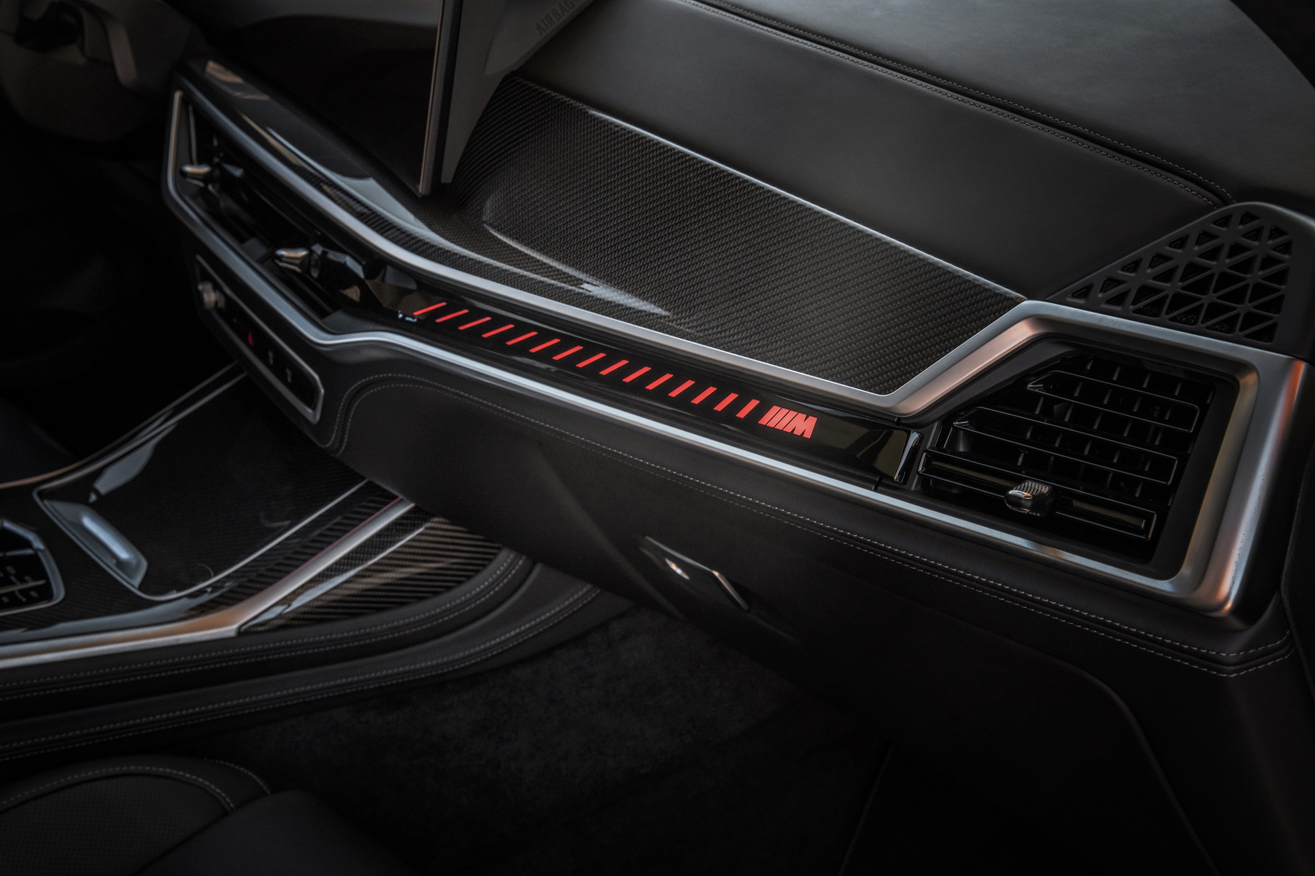 Download 2023 BMW X7 M60i xDrive - Interior, Detail HD Wallpaper 1920x1280 #53