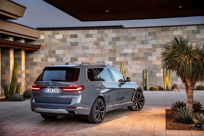 2023 BMW X7 - Rear Three-Quarter Wallpaper 850x567 #40