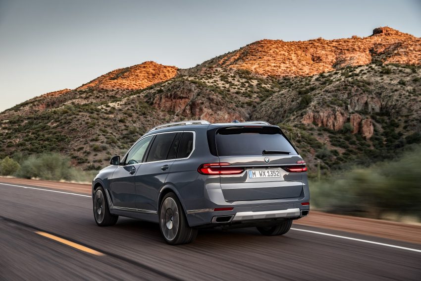 2023 BMW X7 - Rear Three-Quarter Wallpaper 850x567 #8
