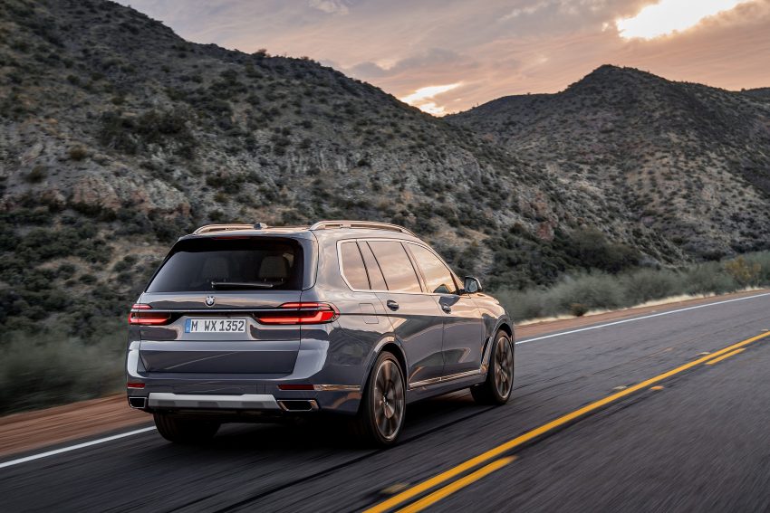 2023 BMW X7 - Rear Three-Quarter Wallpaper 850x567 #9
