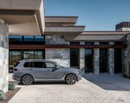 2023 BMW X7 - Side Wallpaper 190x150