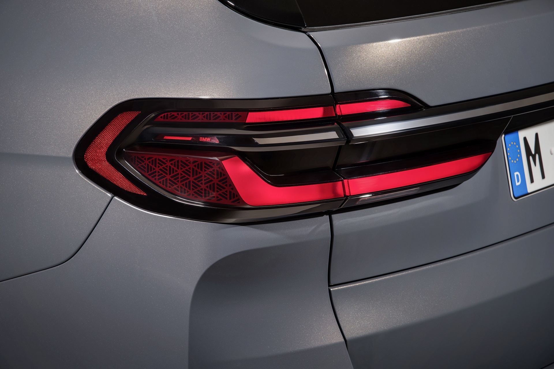 Download 2023 BMW X7 - Tail Light HD Wallpaper 1920x1280 #50