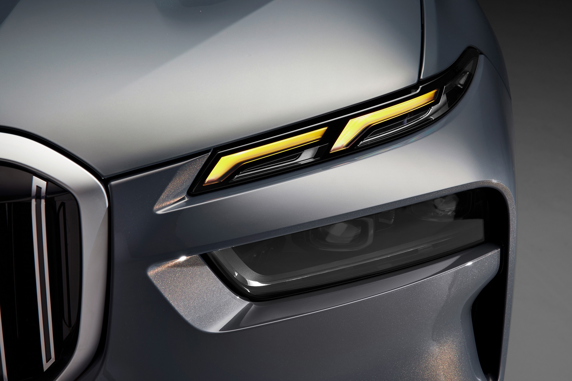 Download 2023 BMW X7 xDrive40i - Headlight HD Wallpaper 1920x1280 #11