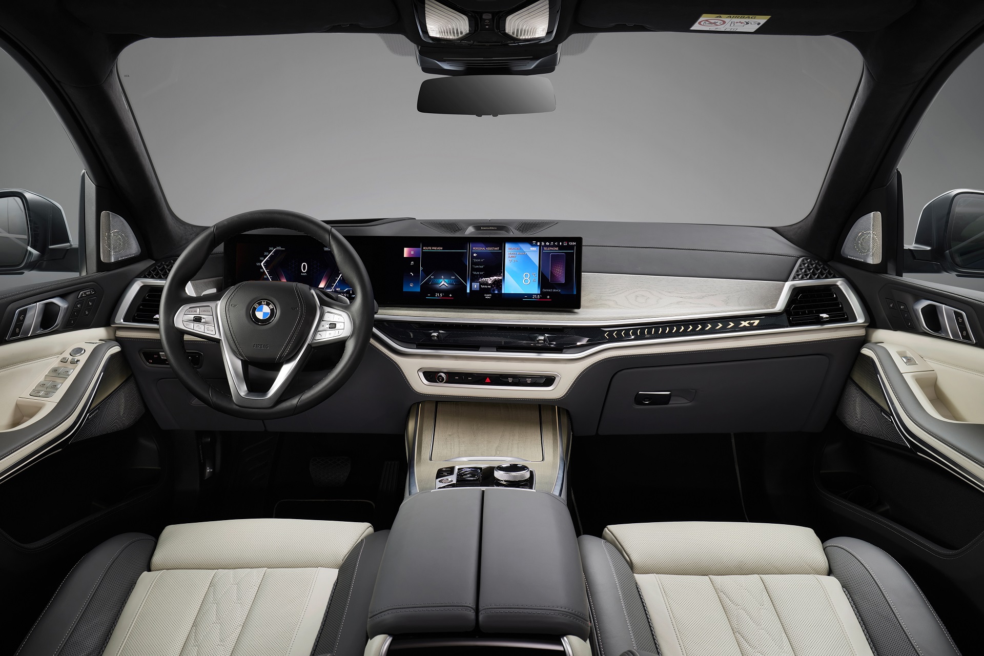 Download 2023 BMW X7 xDrive40i - Interior, Cockpit HD Wallpaper 1920x1280 #20