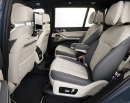 2023 BMW X7 xDrive40i - Interior, Rear Seats Wallpaper 190x150
