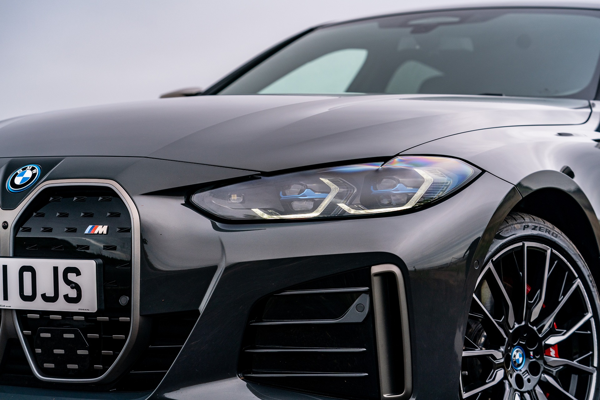 Download 2023 BMW i4 M50 - UK version - Front HD Wallpaper 1921x1280 #10