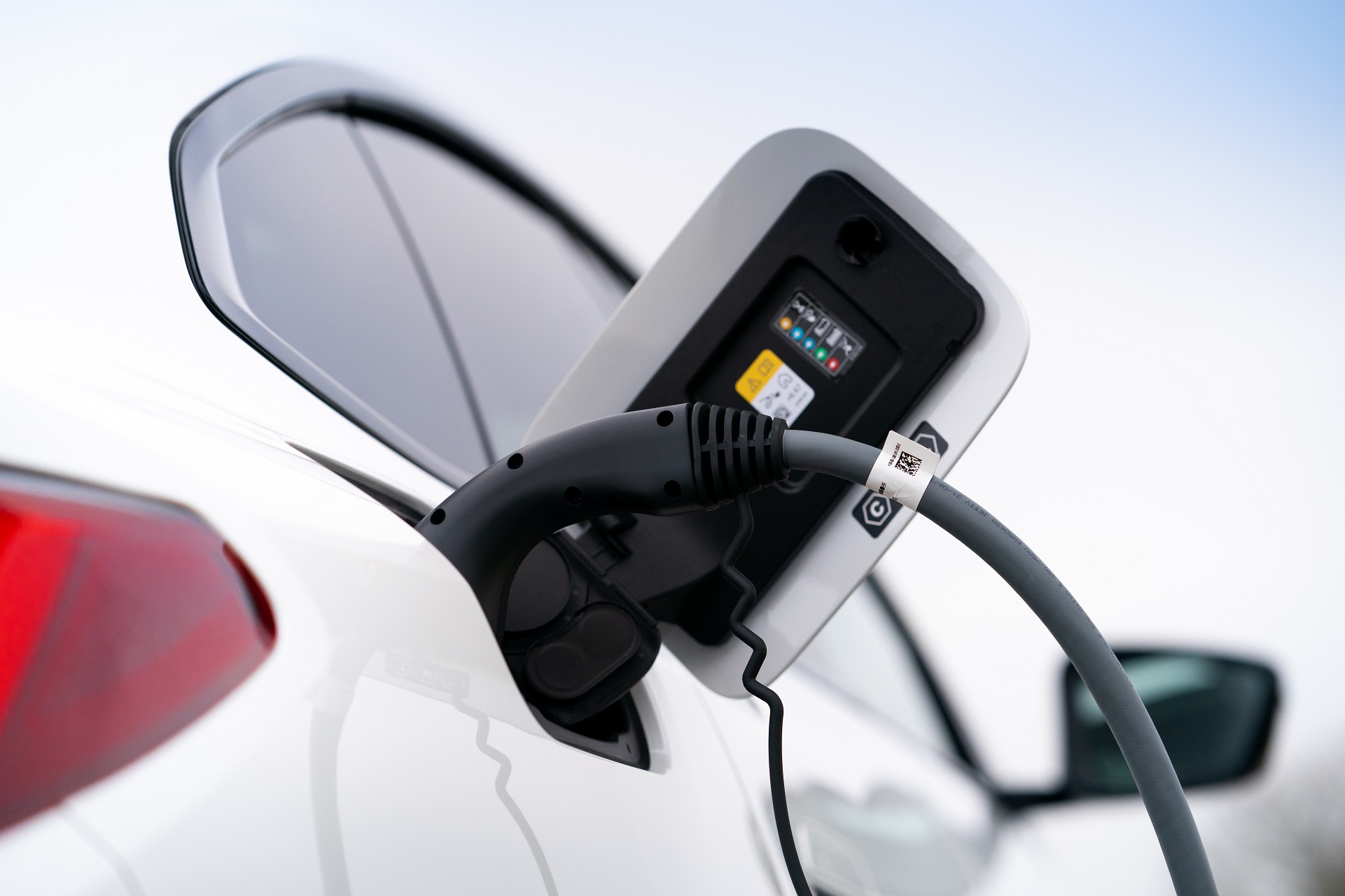 Download 2023 BMW i4 eDrive40 - UK version - Charging Connector HD Wallpaper 1921x1280 #17