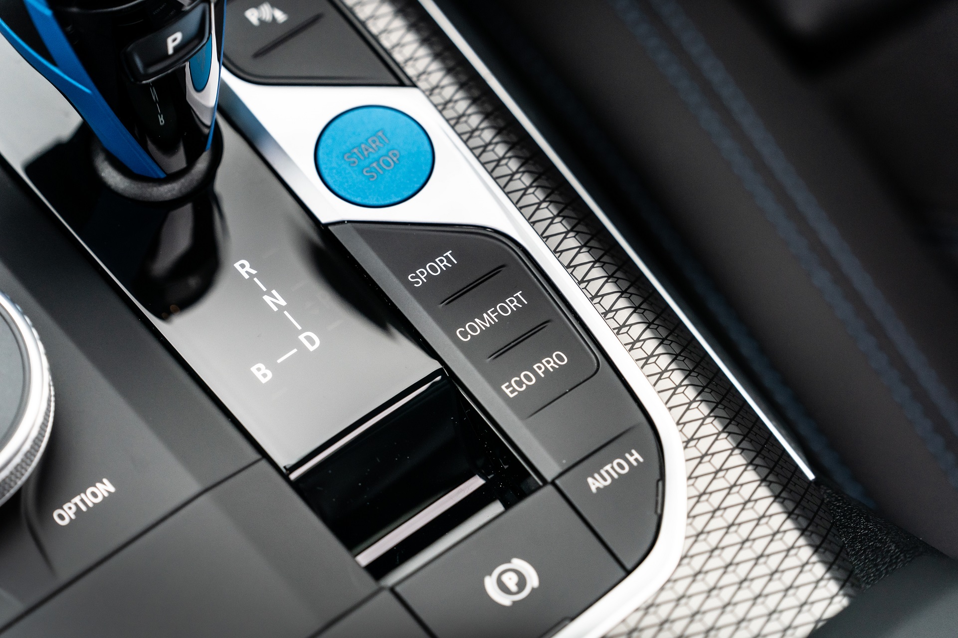 Download 2023 BMW i4 eDrive40 - UK version - Interior, Detail HD Wallpaper 1921x1280 #29