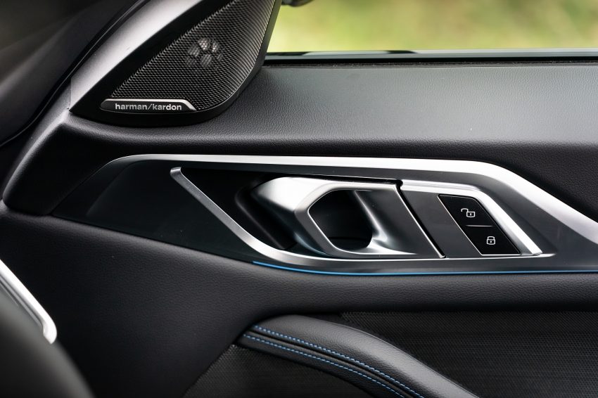 2023 BMW i4 eDrive40 - UK version - Interior, Detail Wallpaper 850x566 #30