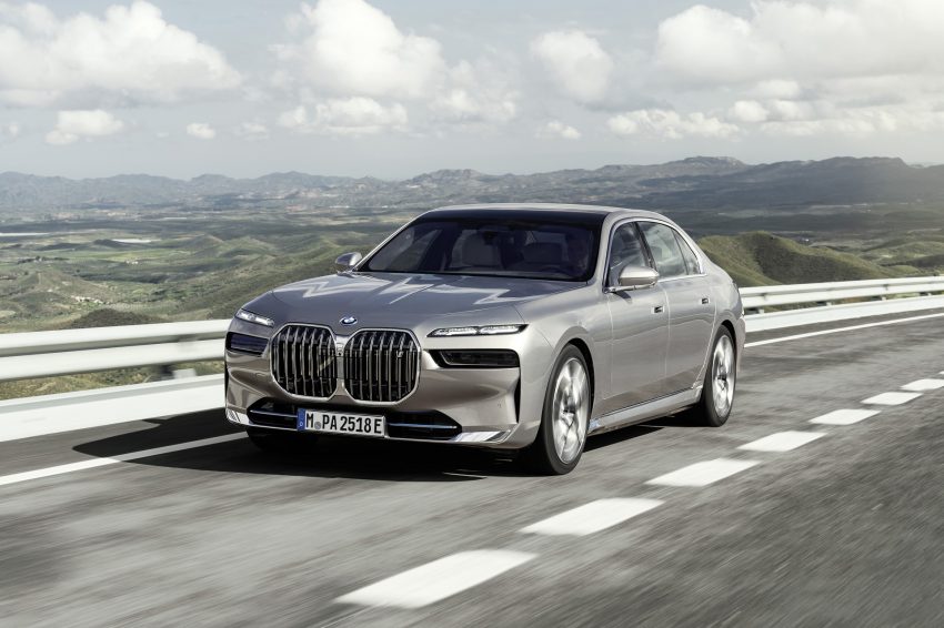 2023 BMW i7 xDrive60 - Front Three-Quarter HD Wallpapers 850x566 #1 2023 BMW i7 xDrive60 - Front Three-Quarter Wallpaper 850x566 #1