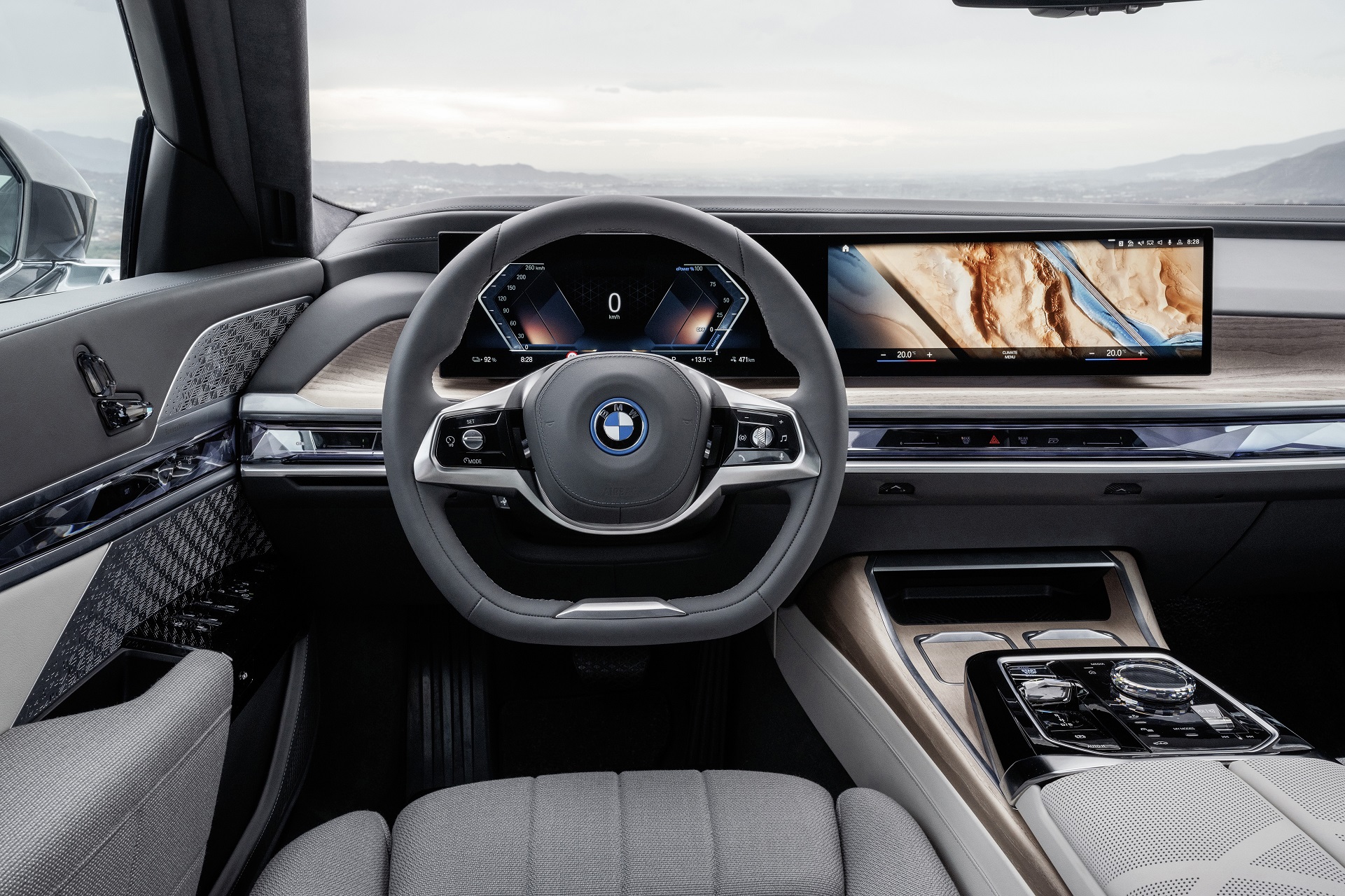 Download 2023 BMW i7 xDrive60 - Interior, Cockpit HD Wallpaper 1921x1280 #43