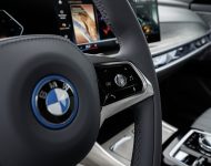 2023 BMW i7 xDrive60 - Interior, Steering Wheel Wallpaper 190x150