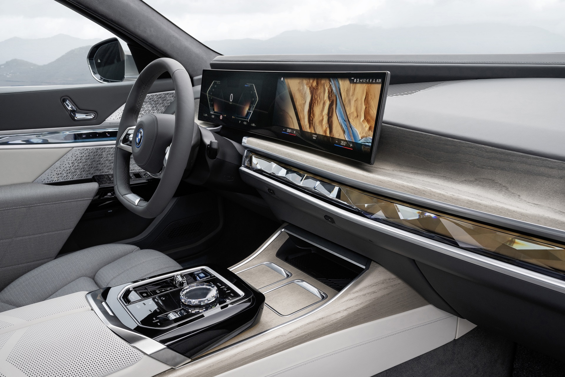 Download 2023 BMW i7 xDrive60 - Interior HD Wallpaper 1921x1280 #49