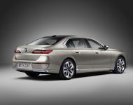 2023 BMW i7 xDrive60 - Rear Three-Quarter Wallpaper 190x150