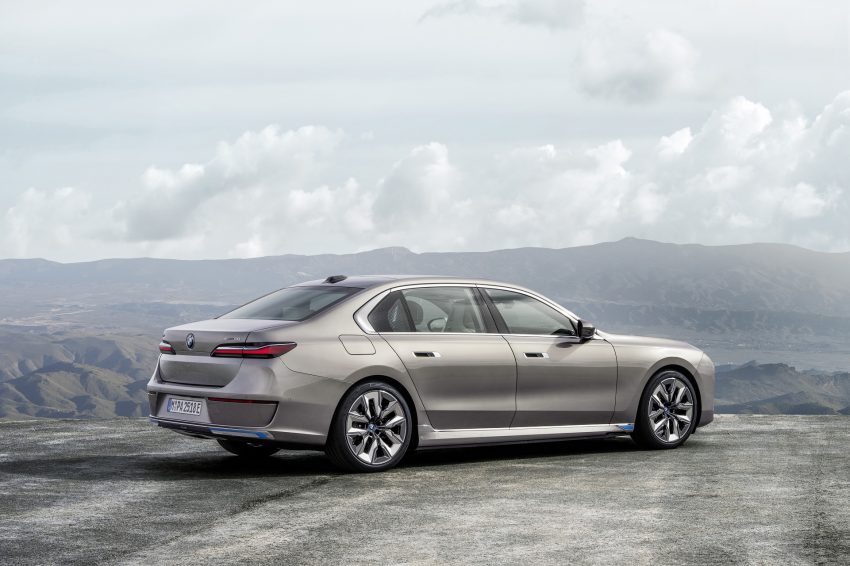2023 BMW i7 xDrive60 - Rear Three-Quarter HD Wallpapers 850x566 #15 2023 BMW i7 xDrive60 - Rear Three-Quarter Wallpaper 850x566 #15