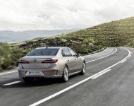 2023 BMW i7 xDrive60 - Rear Wallpaper 190x150