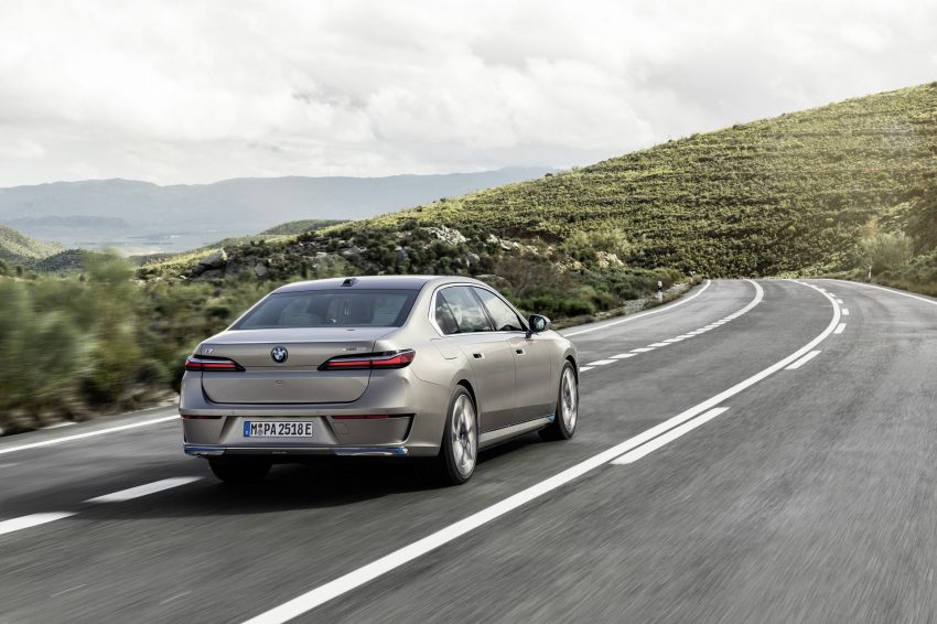 2023 BMW i7 xDrive60 - Rear HD Wallpapers 850x566 #5 2023 BMW i7 xDrive60 - Rear Wallpaper 850x566 #5