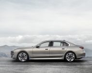 2023 BMW i7 xDrive60 - Side Wallpaper 190x150
