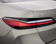 2023 BMW i7 xDrive60 - Tail Light Wallpaper 190x150