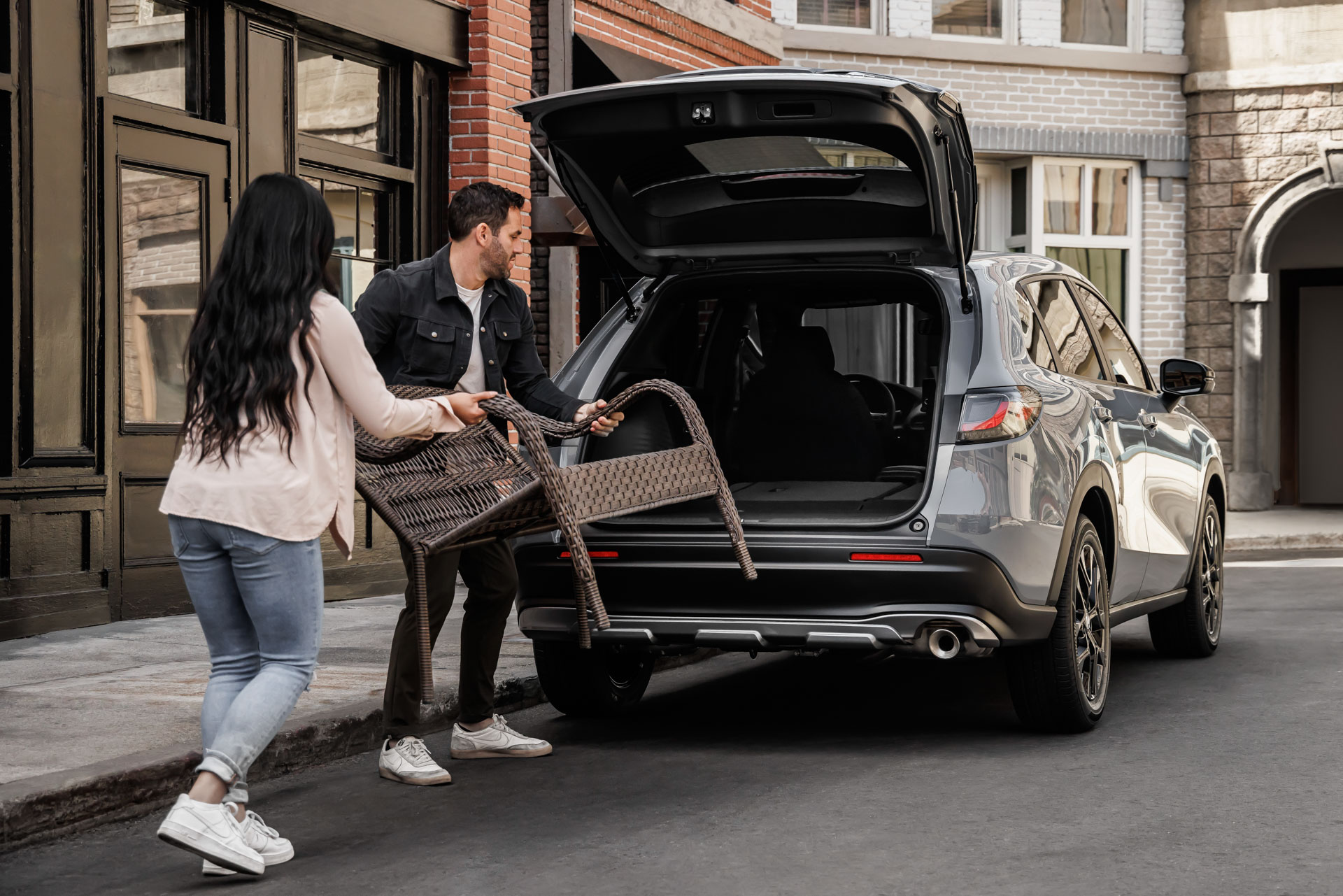 Download 2023 Honda HR-V Sport - US version - Trunk HD Wallpaper 1920x1281 #11