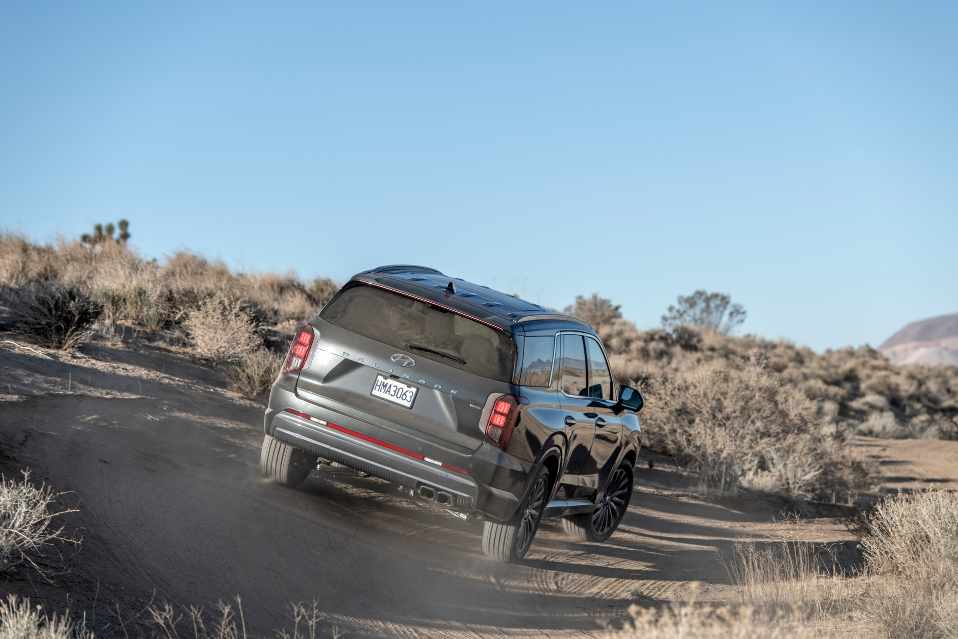 Download 2023 Hyundai Palisade - Off-Road HD Wallpaper 1921x1281 #17