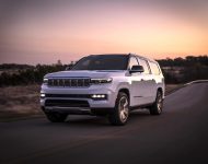 2023 Jeep Grand Wagoneer L - Front Three-Quarter Wallpaper 190x150