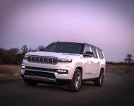 2023 Jeep Grand Wagoneer L - Front Three-Quarter Wallpaper 190x150
